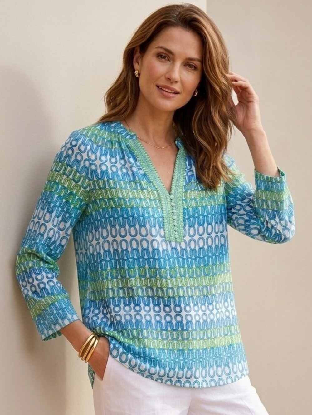 Trina Turk Silk Chain Link V-Neck Retro Blouse | Vibrant Blue & Green Sz S - EUC